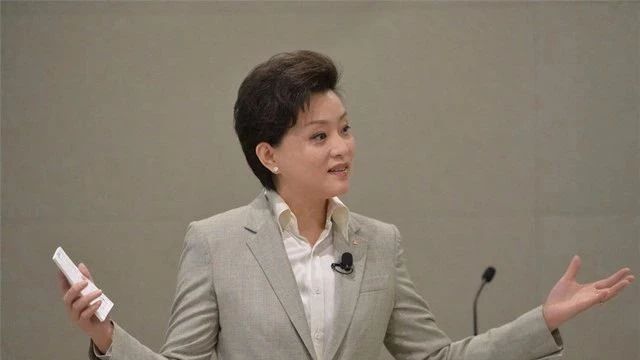 【TED演讲】年轻一代在改变国家的过程中也会改变自己