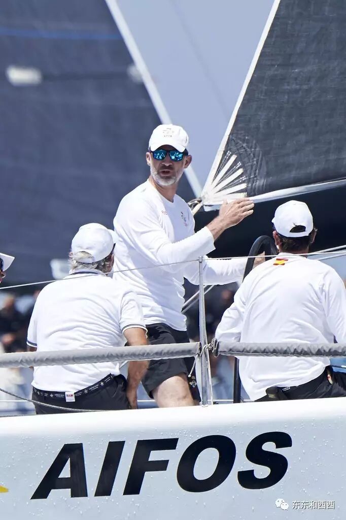 欧洲王室这群俊男美女都跑出来了，看看别人家的holiday