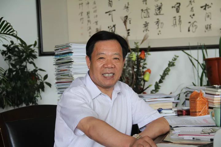 来源:绍兴名人 版权归原作者所有,如有侵权请联系我们 杨来荣,1955年