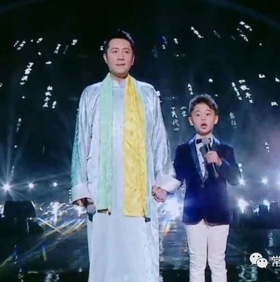 蔡国庆携儿子央视演唱《千字文》,经典可以如此好听!