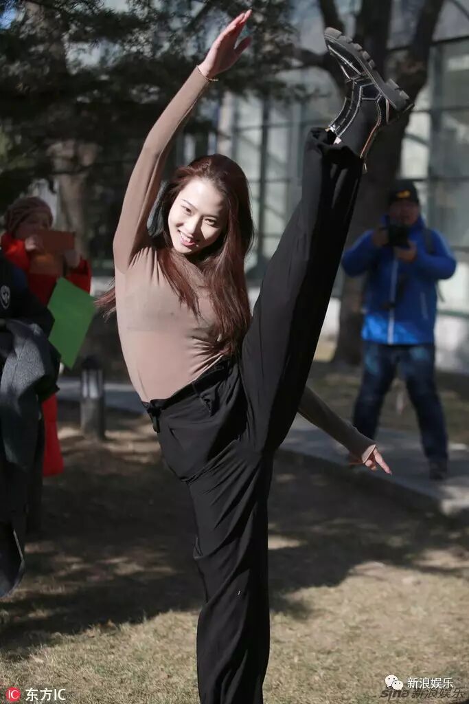 網紅臉還是明星臉？除了林妙可王俊凱這些明星軍團，今年藝考生顏值如何？ 搞笑 第53張