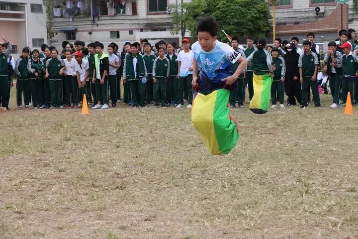 英德市实验中学老师名单_英德实验中学_英德市实验中学电话号码