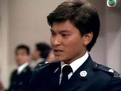 第二集⭐香港电视剧《猎鹰》1-2集-2