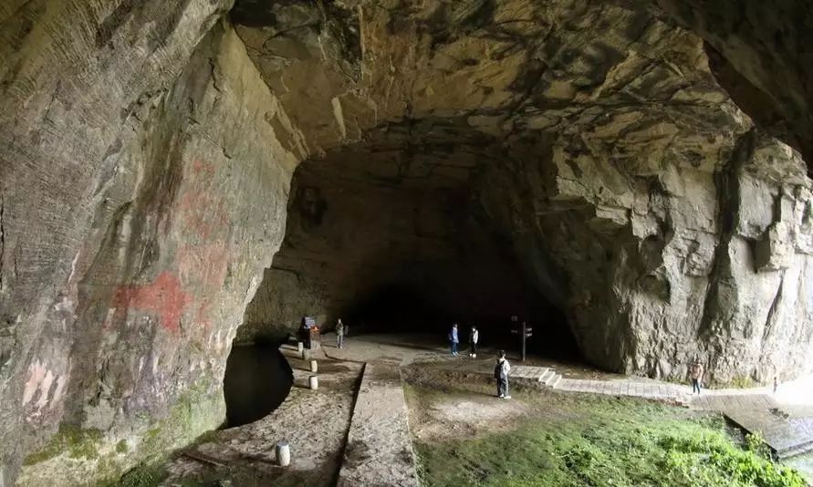 神农顶,天燕原始生态旅游区,神农架红坪,小龙潭野考站,板壁岩,燕子洞