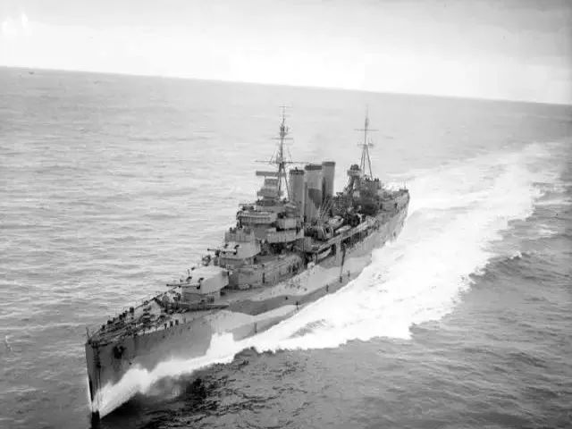 复兴皇家海军的利刃:英国肯特级重巡洋舰