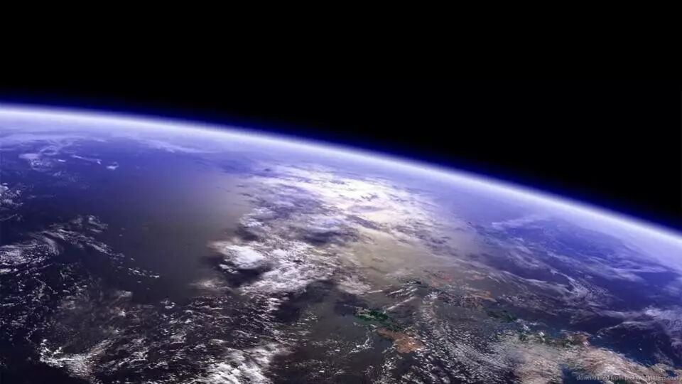  图8：地球的气候系统遵循的微观规律可由几个简单的方程描述，但系统本身实在过于复杂，即使是初始条件的微小改变也会使系统发生翻天覆地的变化。