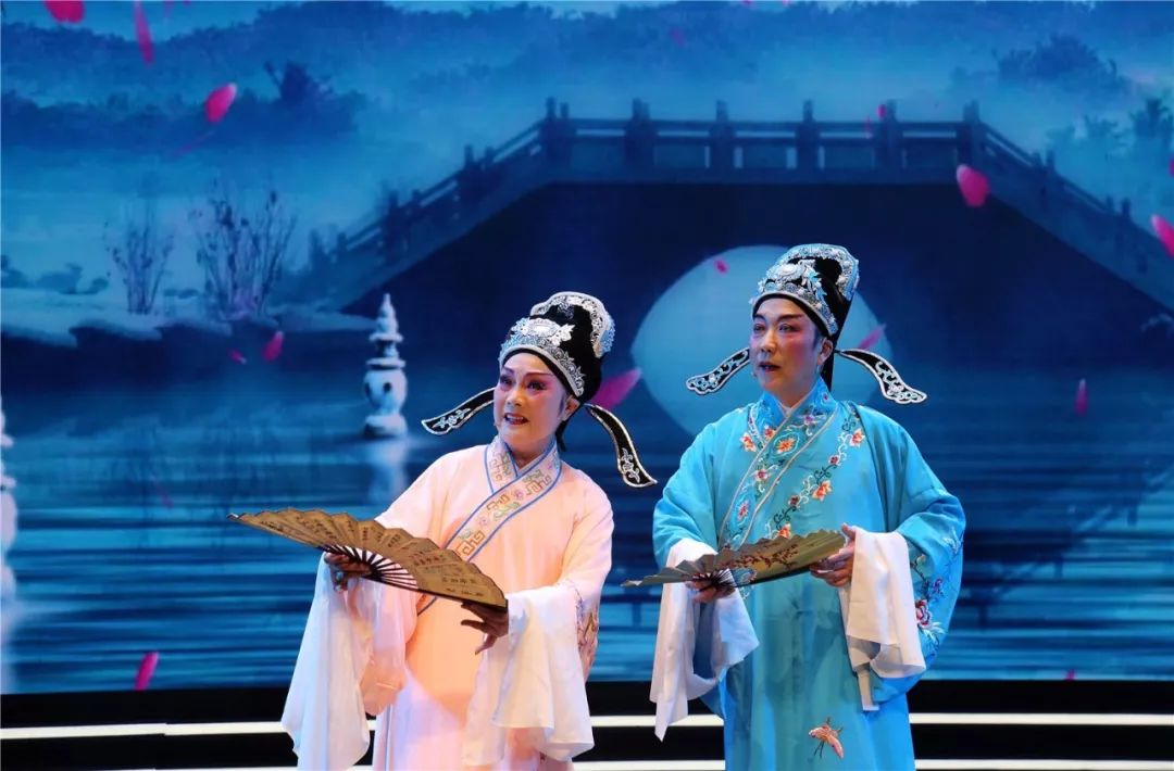 锡剧《梁祝》选段"十八相送"