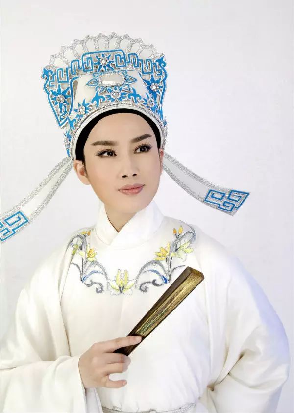 "最美小生"王君安 一位资深越迷告诉记者,在南京已经有近十年没见过