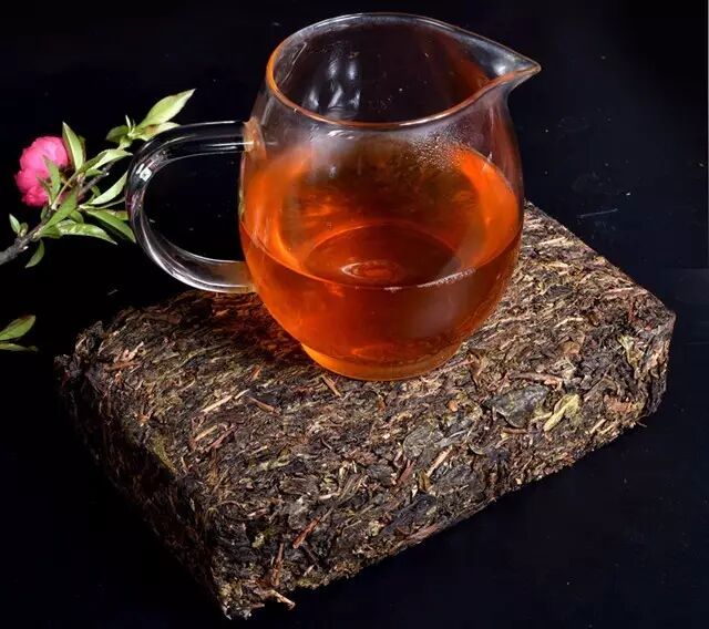 母亲节，选杯好黑茶送给母亲