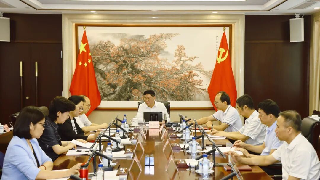 厕所偷拍
举行首批公职律师证书颁发仪式