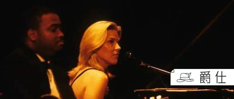 Diana Krall身边的这个男人,真的太会“撩”了!