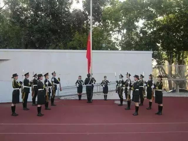 升旗仪式 | 辽宁师范大学国际商学院和生命科学学院升旗仪式顺利举行