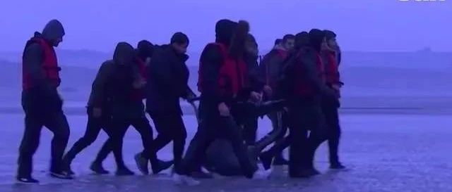 美媒：英吉利海峡现自2014年以来最大的移民溺亡事件！英法回应了！
