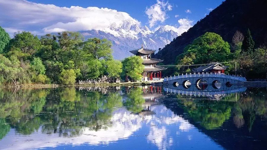 这才是中国3月最美的地方，千万别去错了...