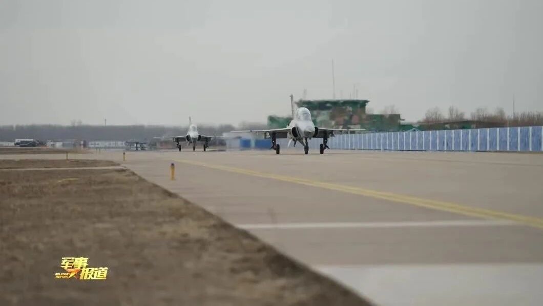 空军飞行学员多机编队训练夯实协同作战基础