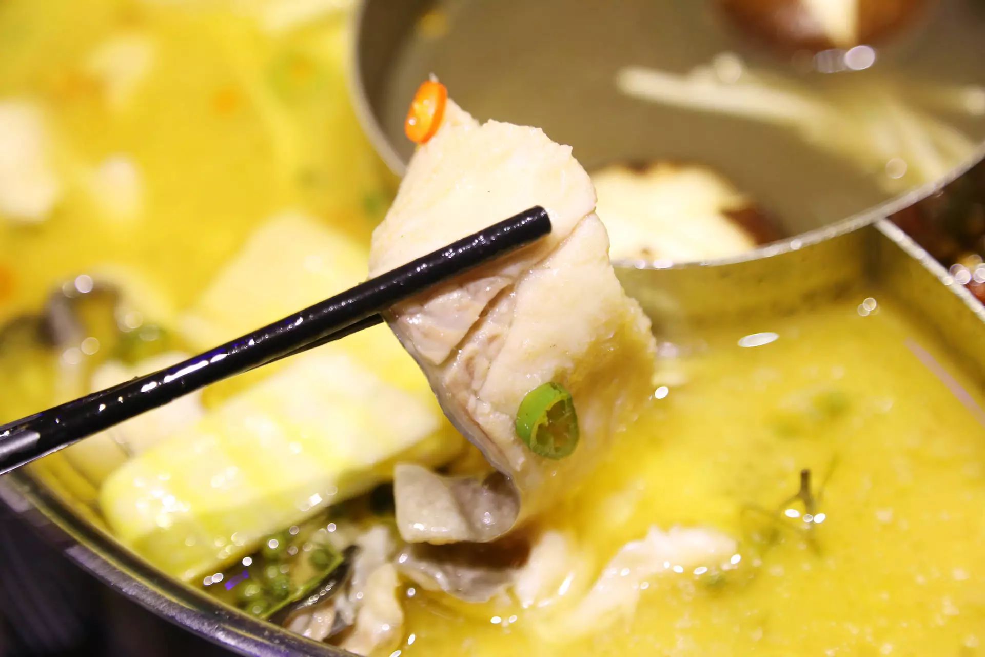 金汤酸菜鱼锅