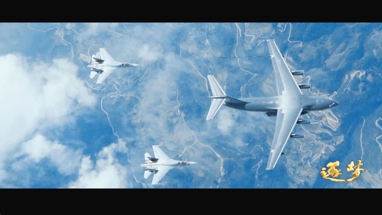 “强军梦是国家的梦、军队的梦也是每个官兵的梦”⭐首次公开！运油-20和歼-15舰载机空中加油现场画面→