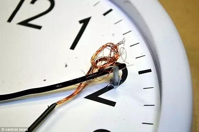 触目惊心！英国学生被洗脑 地铁站投放自制炸弹！