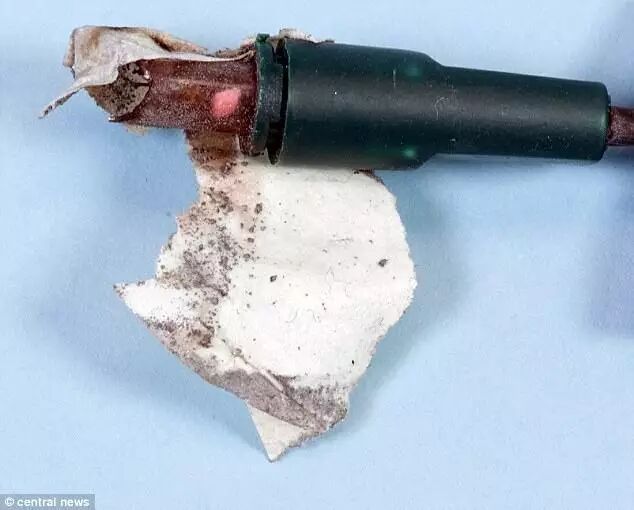 触目惊心！英国学生被洗脑 地铁站投放自制炸弹！