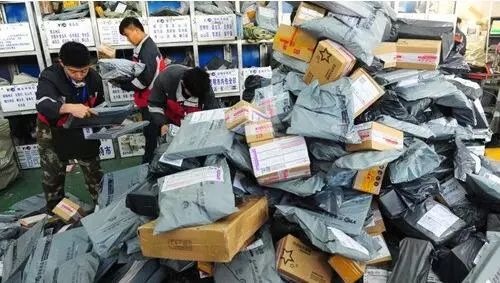 2000亿的“双十一”疯狂后,中国正面临一场生态灾难