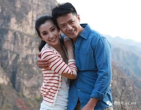 45岁段奕宏近照,娇妻曾是中戏校花,结婚7年至今无子