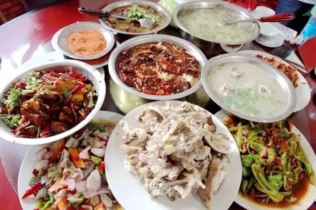 徐州这个地方一天玩个来回刚刚好！还有漂流、采摘、骑马和龙虾节在向你招手