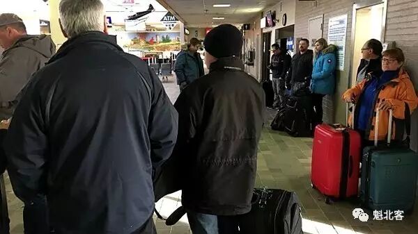 passagers-timmins-aeroport.JPG