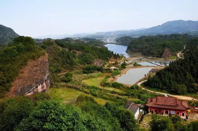 生态引领 业态续航——宜黄县打好生态牌做足美丽城乡建设文章
