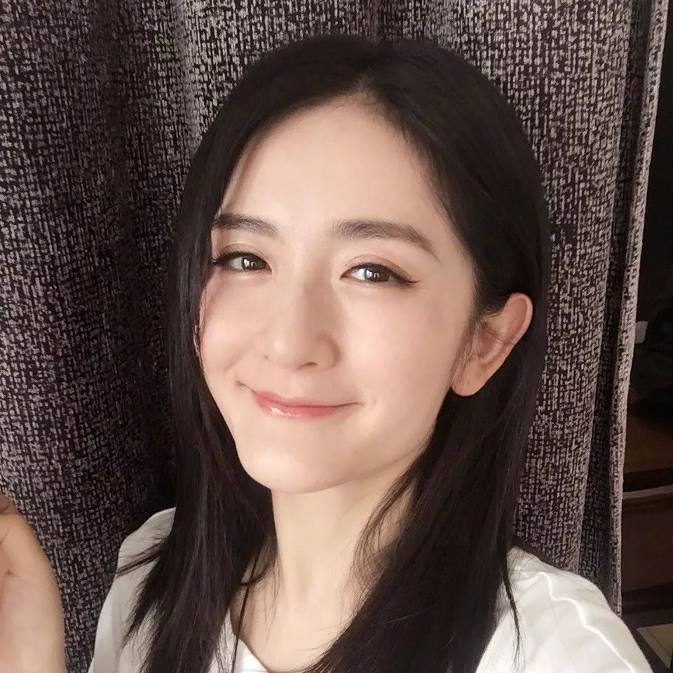 谢娜为什么结婚6年才怀上?国外求学其实是做试管婴儿龙凤胎?怀孕后竟然穿成这样?