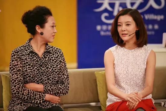 车晓的妈妈说女儿太败家,一件衣服太贵听完价格心里直哆嗦