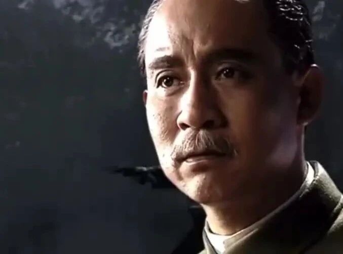 点开视频极致享受☝️⭐影帝泪洒领奖台，娱乐圈脸都被打肿