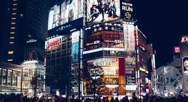 另外人以群分
