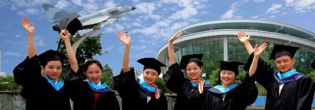 成都航空职业学校技术学院官网_成都航空职业技术学校校园_成都航空职业技术学