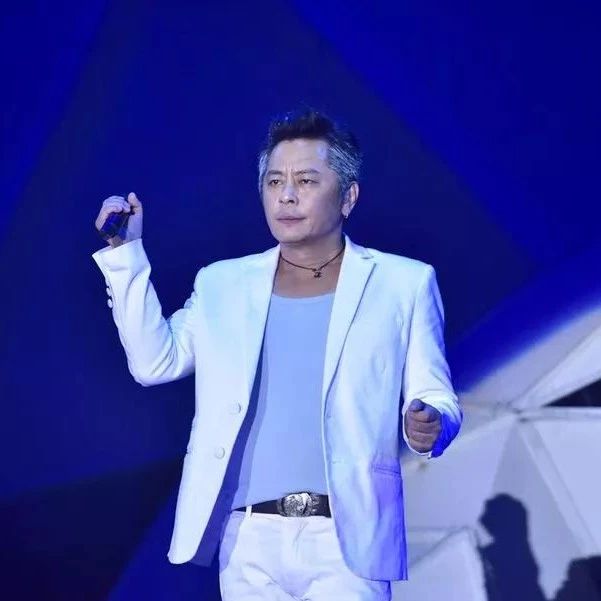 57岁王杰新歌告别乐坛:悲凉,才是人生的底色