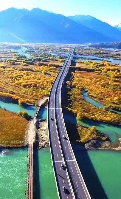 中国唯一不收费"高速公路"通车,耗资380亿,一路风景如画!