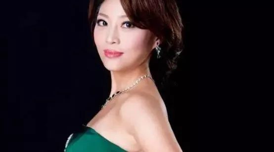 【讲座】台湾音乐剧教母谢淑文,如何顺畅的转换古典、音乐剧、和流行演唱.