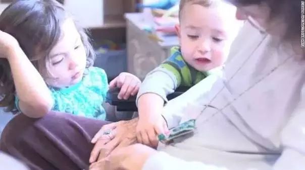 他们把养老院和幼儿园开在一起,奇妙的事情发生了 - 超人 - xji630203525700水上人 他们把养老院和幼儿园开在一起,奇妙的事情发生了 - 超人 - xji630203525700水上人
