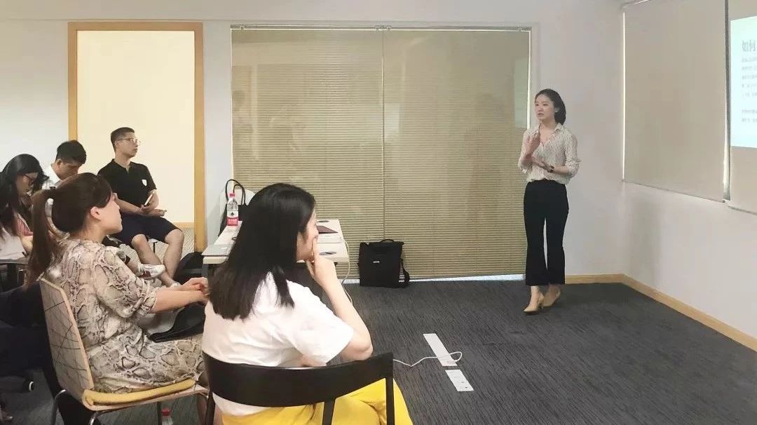 记者也是人类 | 来自静安青年创益家传播官导师对媒体的分析