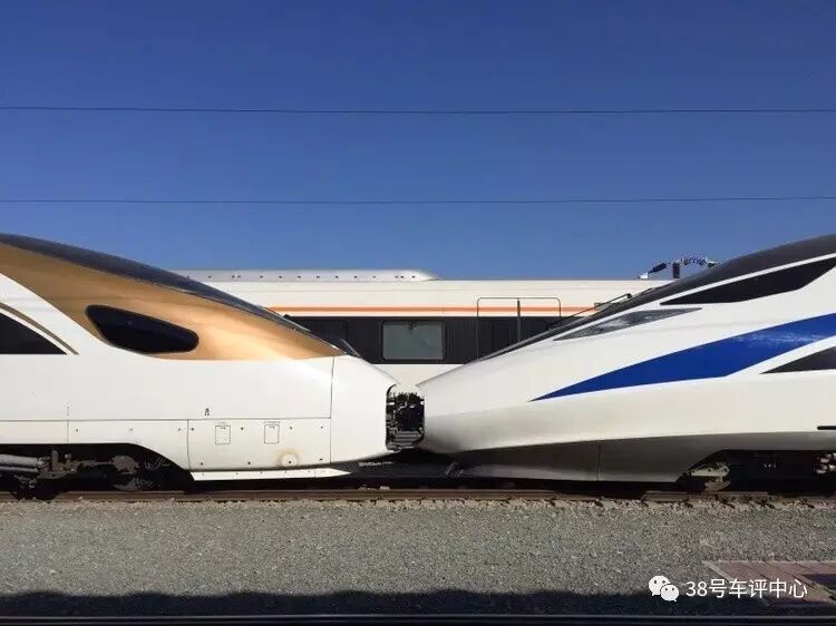 这一次我终于给大家测评高铁了！