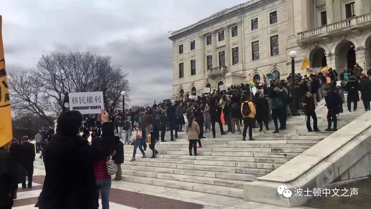 波士顿5000余人长达7小时的反川普大游行！(组图)