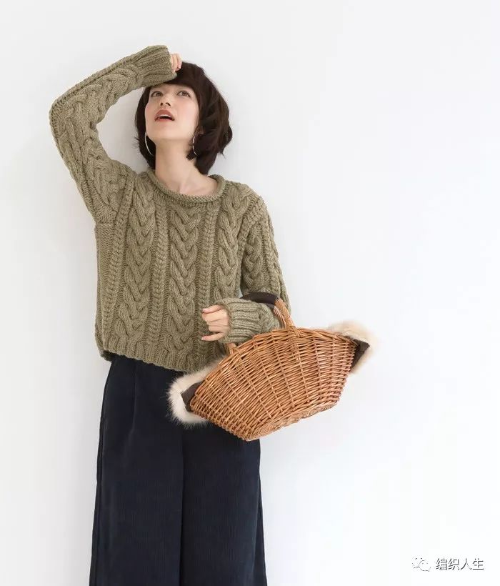 【编织图解】最爱麻花毛衣!一款粗针织的潮流卷边领毛衣