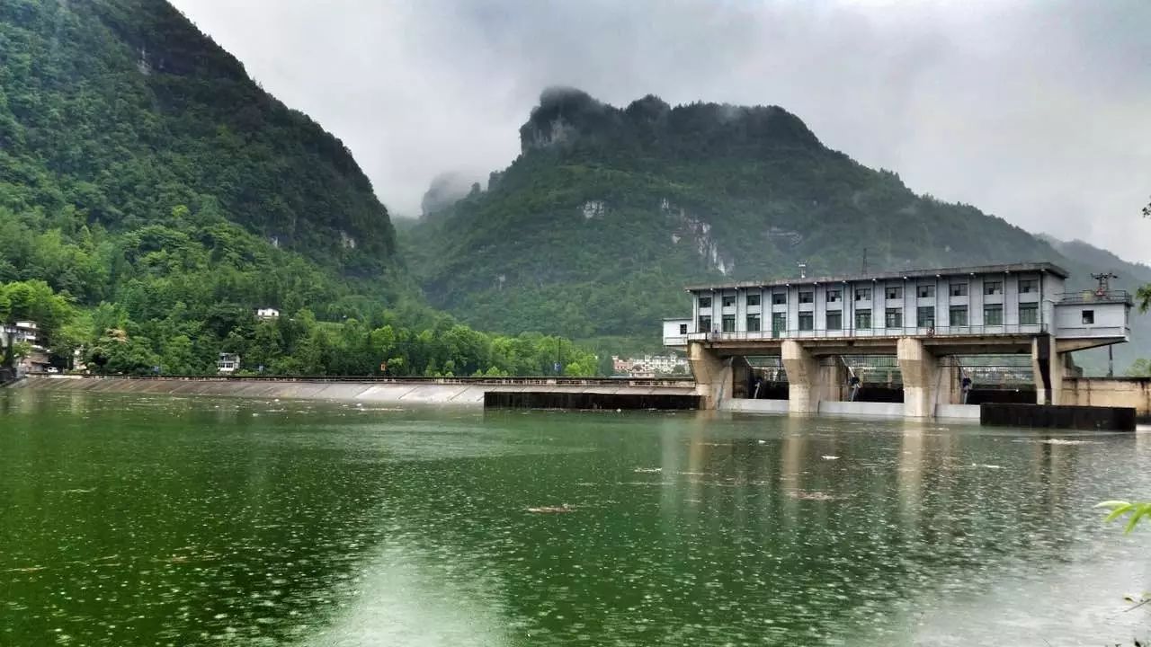 记者手记 | 荆楚湖泊报告——车坝河水库,恩施头顶上的一碗水!