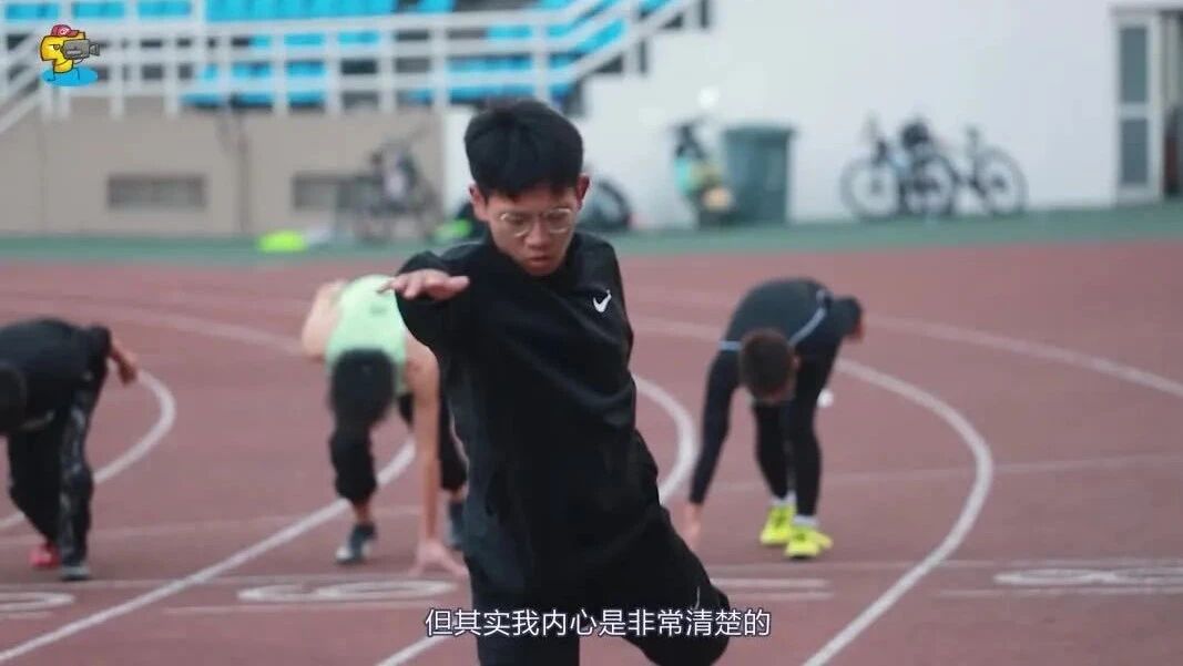 运动达人秀| “之前的校纪录保持者跟他一起跑，要被套两圈”