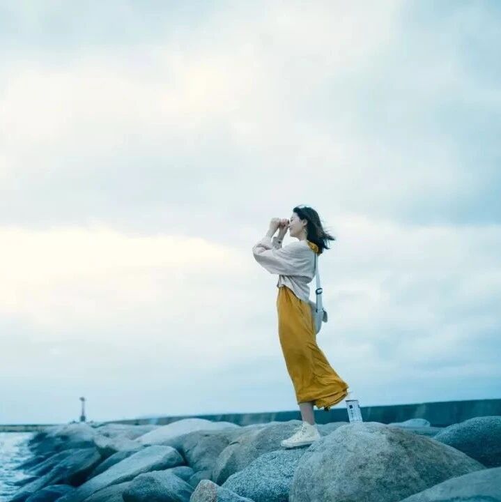 见过世面，放下脸面，守住体面