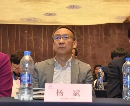 中国有色金属冶金第四届学术会议在昆明隆重召开