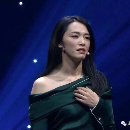 姚晨含泪演讲:女性为生育到底买了多沉重的单? 女人没有保险,这辈子太难,太难了(第541期)