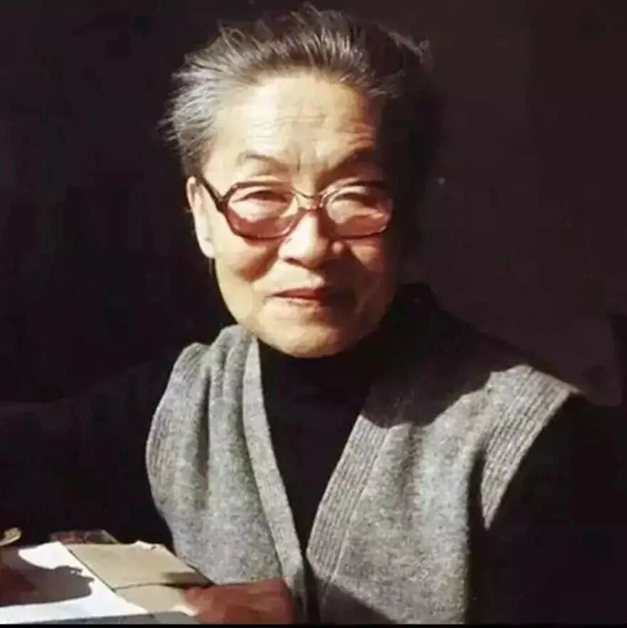 杨绛：镜中人