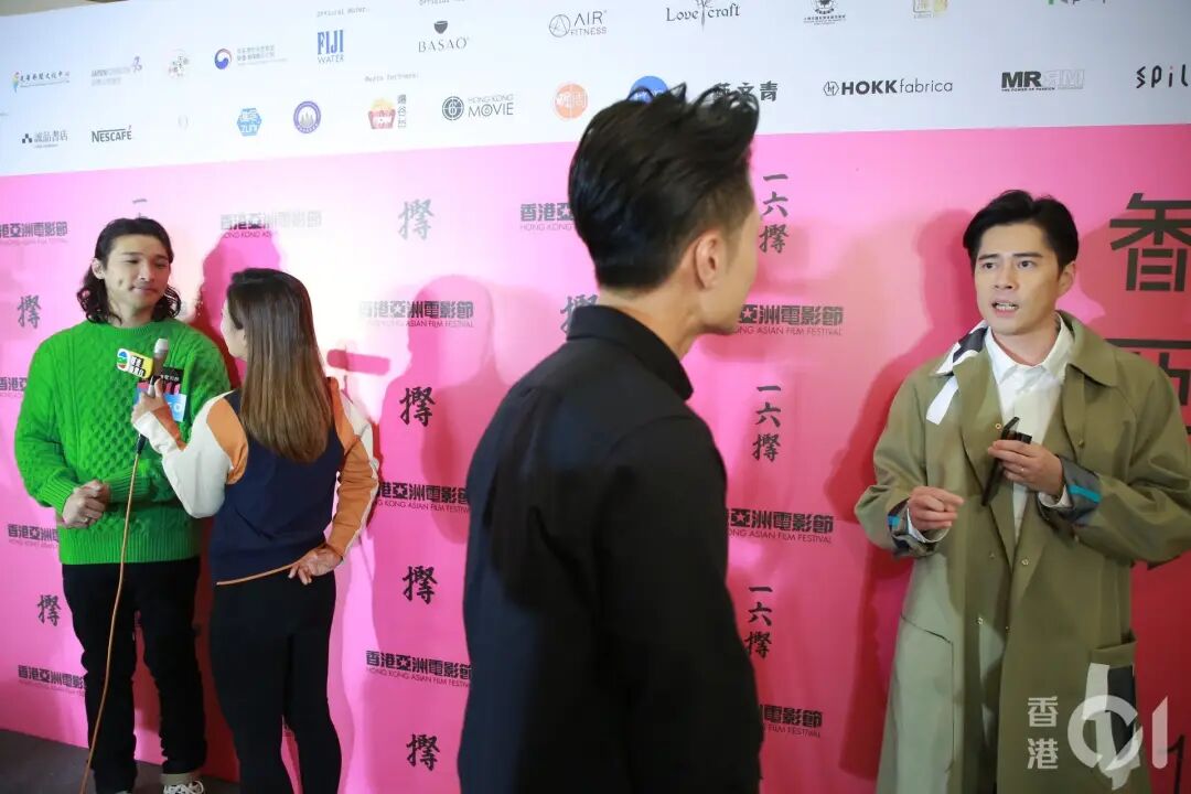 徐天佑和黃又南當時訪問各有各做，雙方之間略顯疏離隔閡。（葉志明攝）