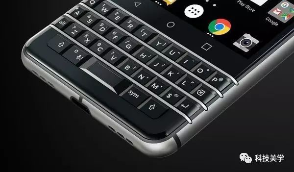 新版黑莓手机将发布，你还需要全键盘吗 - 1