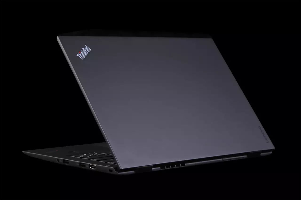 新一代thinkpad x1 carbon来了 大幅度升级!